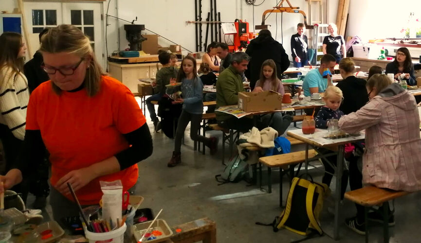 Bild 11 Bastelwerkstatt Hellriegel.jpg