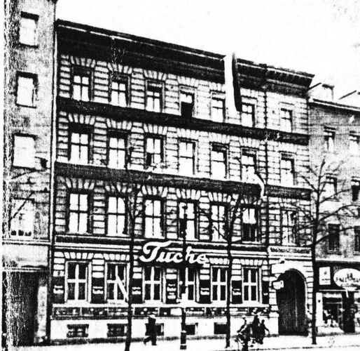 Bild 12.1.3 –  Mietshaus Berlin x.jpg