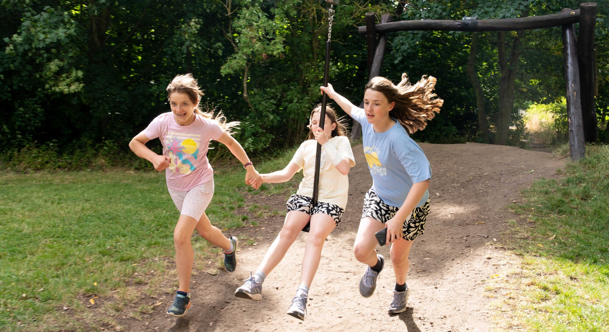 Teilnehmerinnen w&auml;hrend des Sommercamps im Jahr 2025 / &copy;DRK Kreisverband Leipzig-Land e. V.