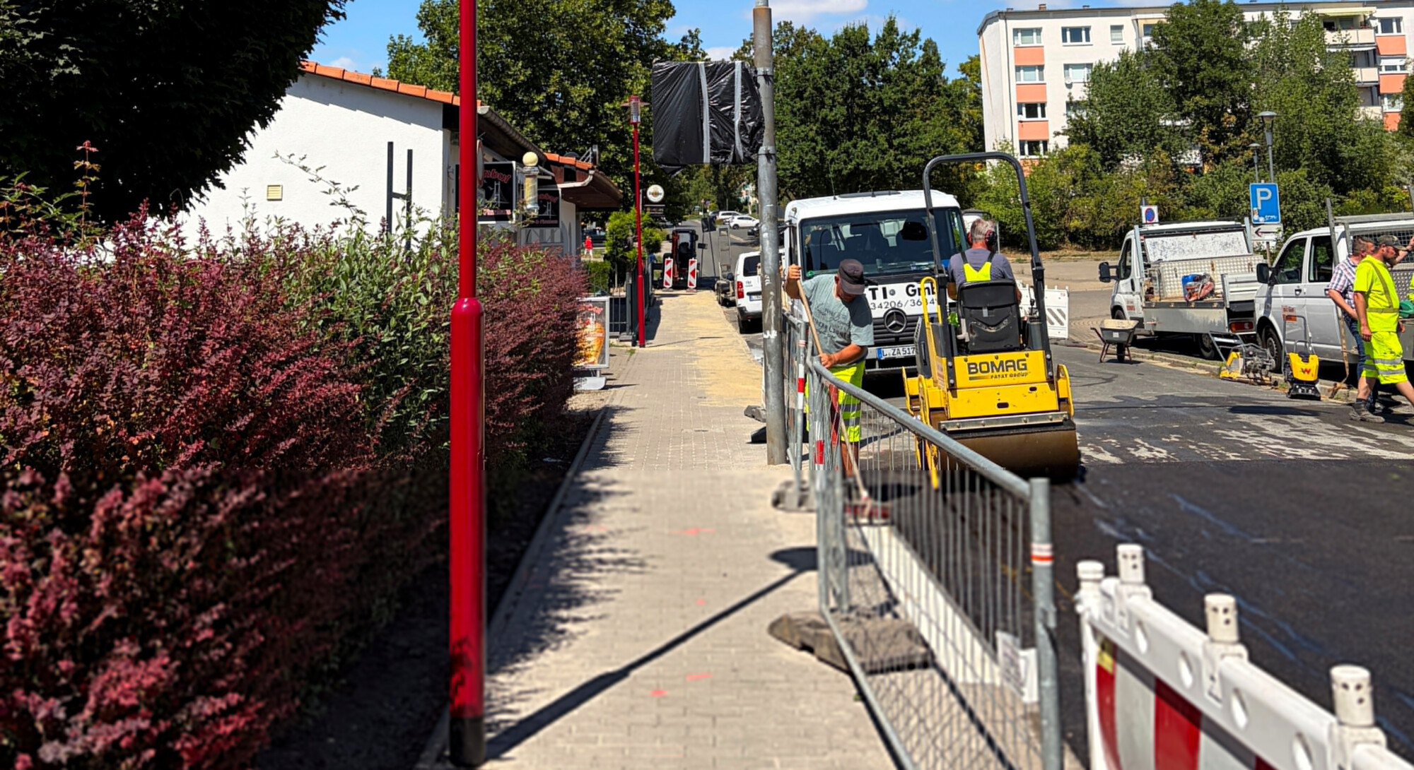 Sanierungsarbeiten am FG&Uuml; Busplatz