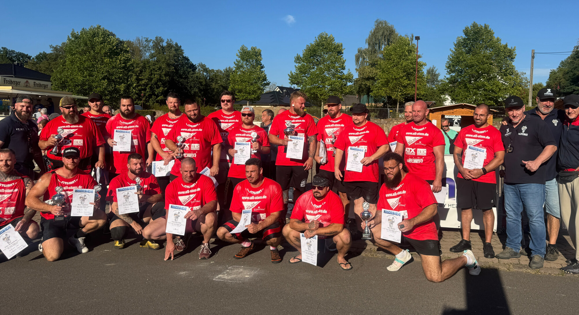 Das versammelte Teilnehmerfeld beim 18. Offenen Sachsencup